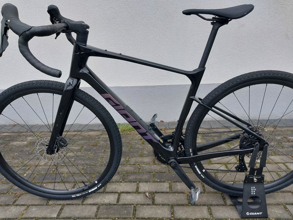 Giant Revolt Advanced 2 M 2025