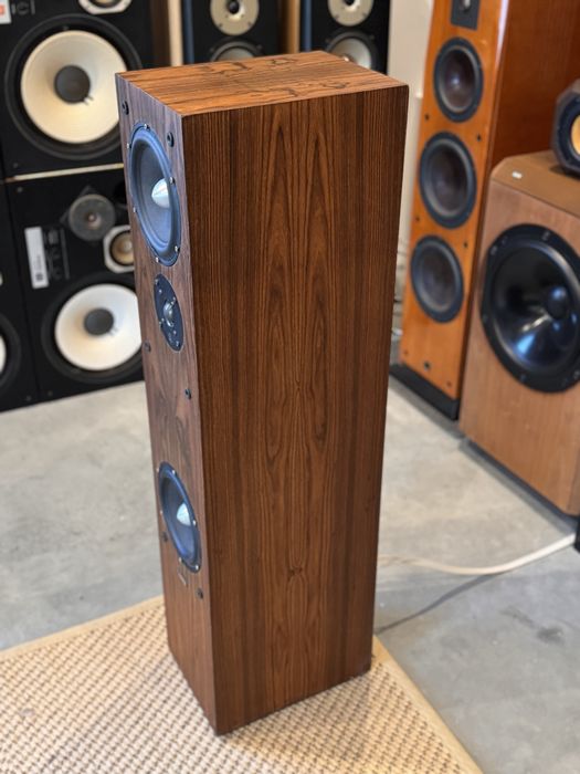 Avance signature 8 mk1 mkI Kolumny podlogowe scanspeak