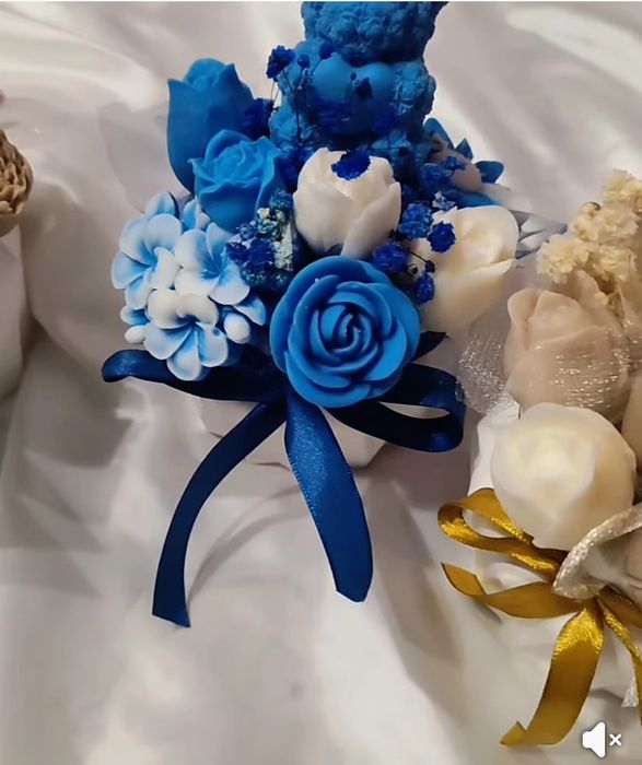 Várias peças  em gesso perfumado e cera de soja vários  preços