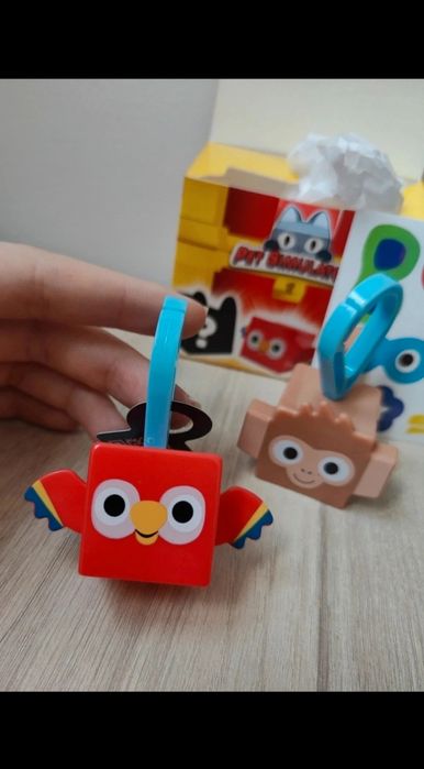 Brinquedo "Pet Simulator" McDonald’s – Novo