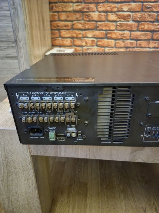 Wzmacniacz monacor pa 5240