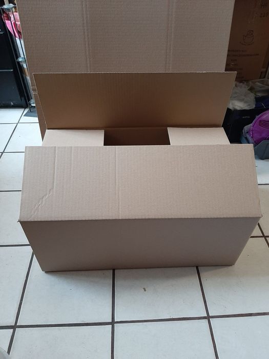 Pudełko klapowe karton  580x380x250