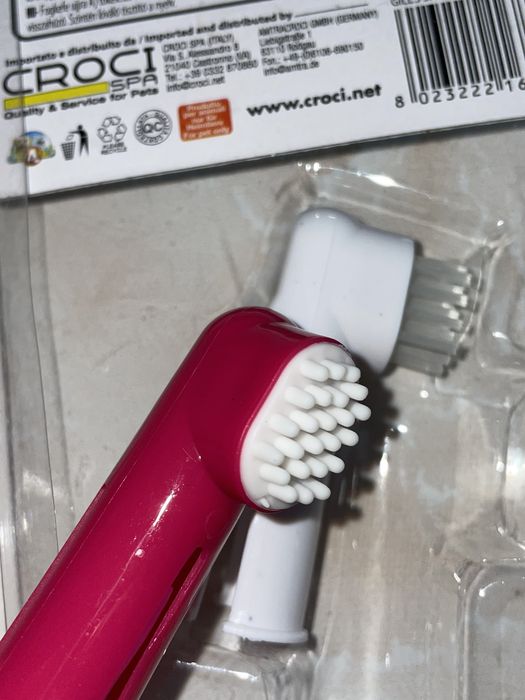 Зубна щітка для котів та собак