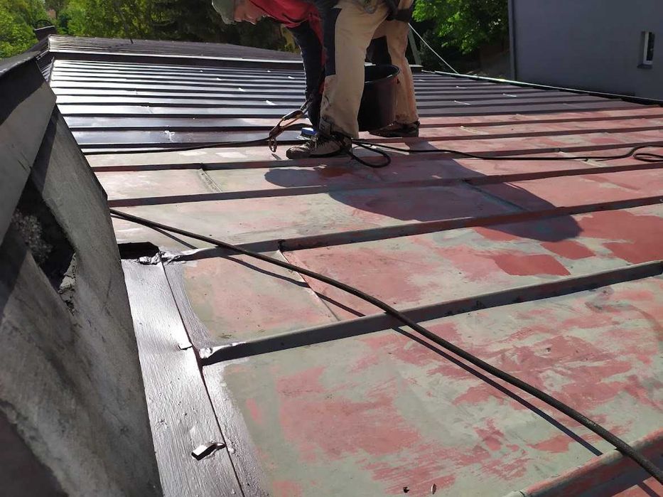 Malowanie dachów, usługi podnosnikiem koszowym 20m