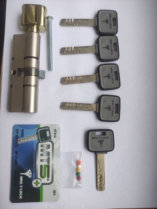 Личинка. Сердцевина замка. Личина. Mul-t-lock. Оригинал.