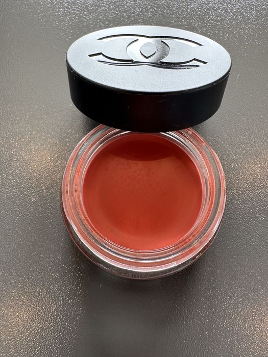 Chanel balsam do ust i policzkow.