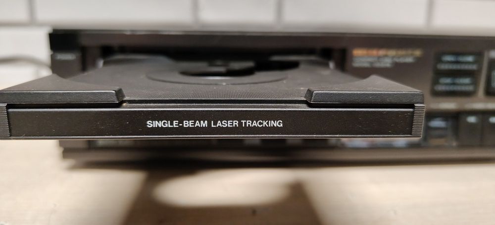 Odtwarzacz CD MARANTZ CD-273. TDA 1541. Po serwisie.