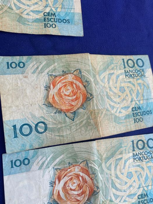 7 Notas de 100 escudos
