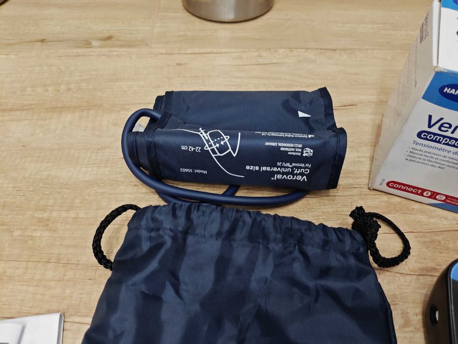 Ciśnieniomierz VeroVal Compact Plus naramienny