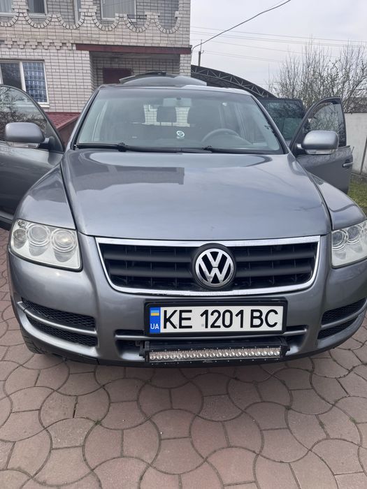 Volkswagen Touareg 2003 року
