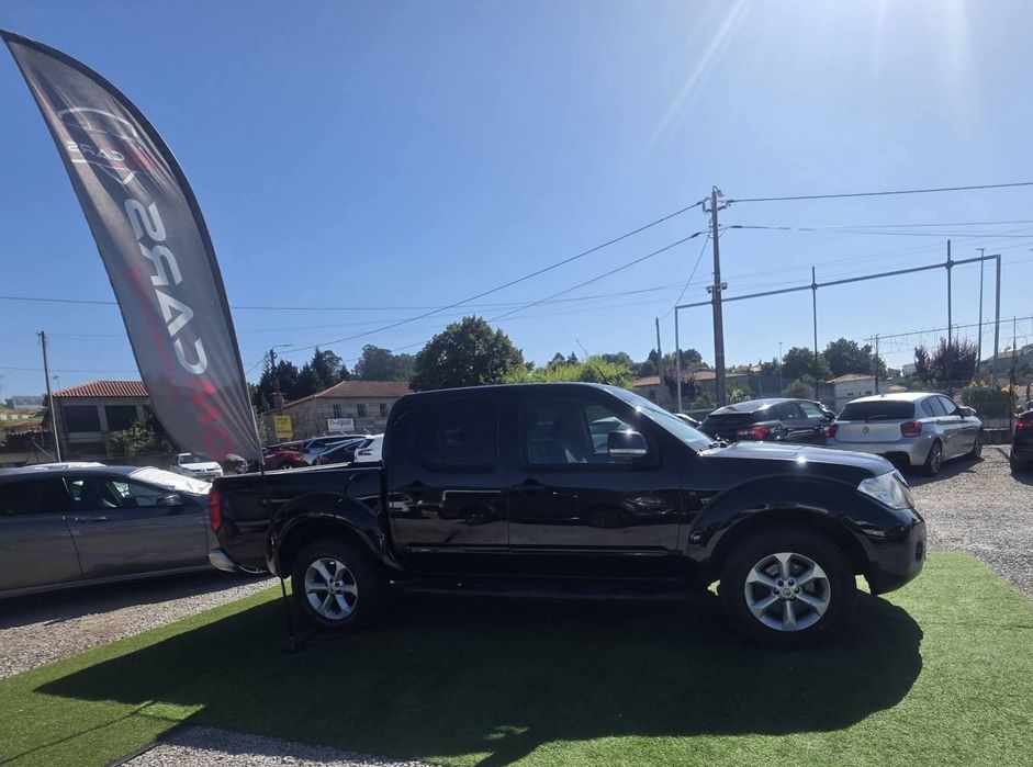 Nissan Navara   2.5 cc,  190 cv — photo 5