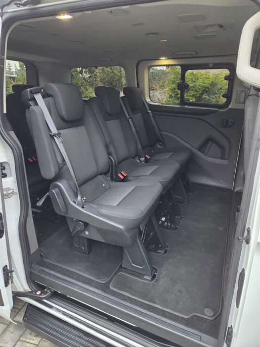 Ford custom ernst+onig 9osob