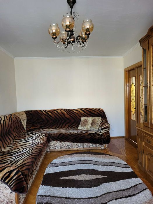 Довгострокова оренда 3-кімнатної квартири на вул.Гузара(Чалдаєва), БАМ