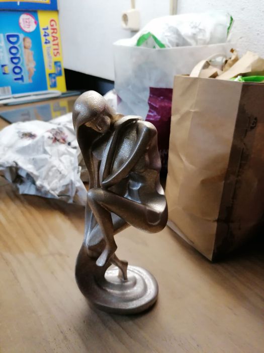 Decorative Statues64750632380418122