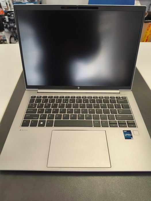 Laptop HP ZBook FireFly G10-14 Core i7 13gen 32GB 1TB Win 11 Pro
