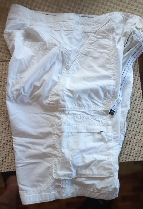 Нові чоловічі шорти NIKE білі р.34 (р.L)