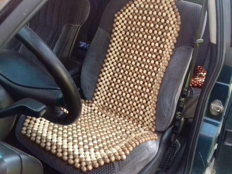 Автомобильный автомасажер