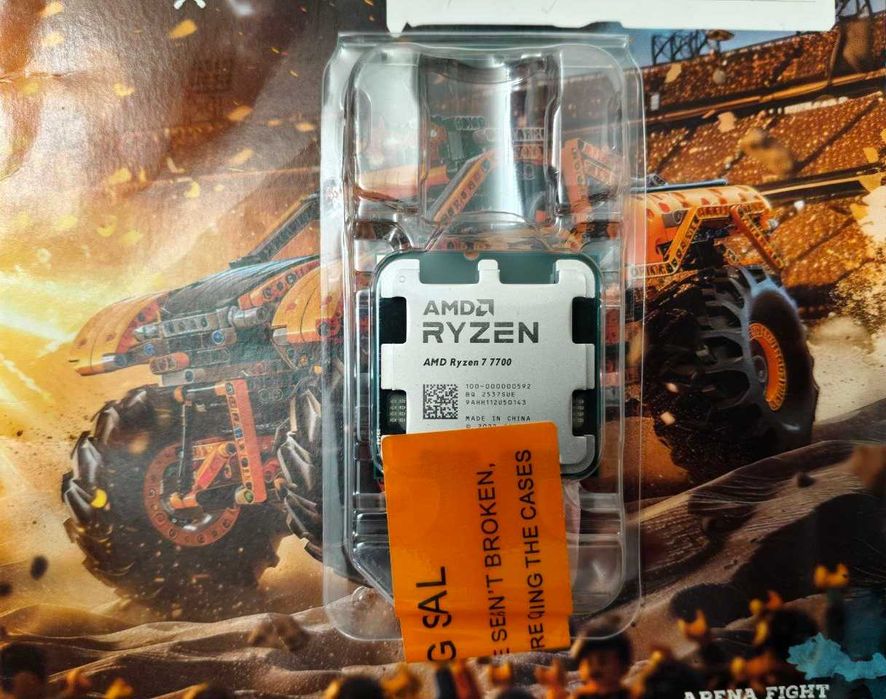 Продам процессор Ryzen 7 7700 новый