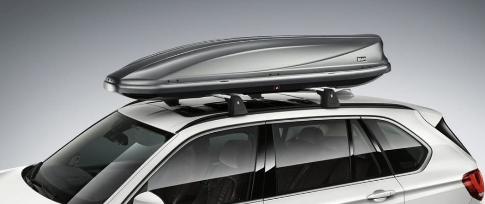 Barras de tejadilho novas na caixa