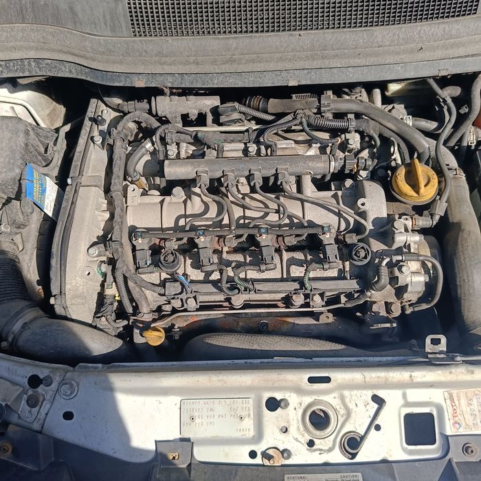 Silnik 1,9cdti opel Zafira b 2007