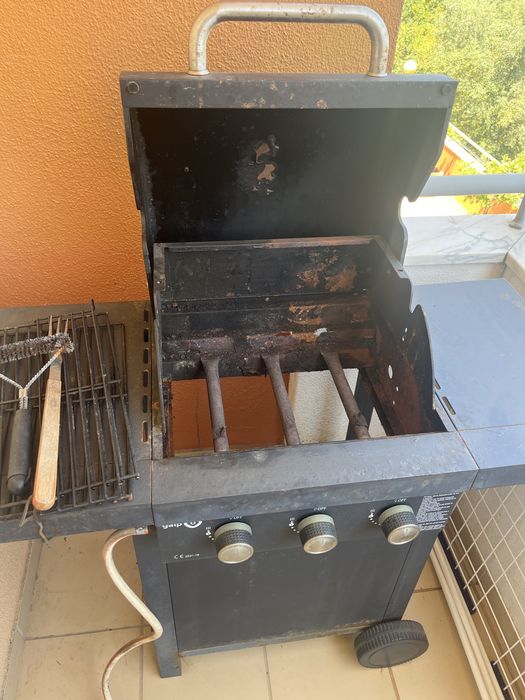 BBQ a Gas de 3 queimadores Galo