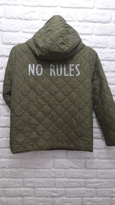 Куртка Zara 164 см