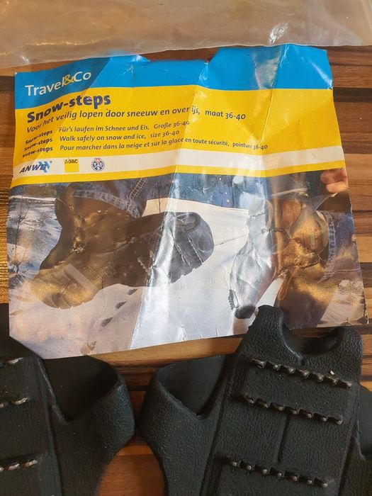 Nakładki na buty Antypoślizgowe travel&co snow-steps rozm.36-40 poleca