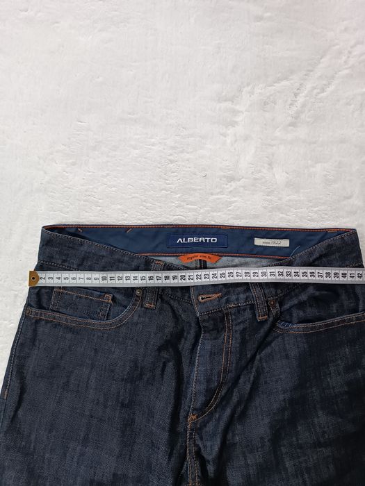 Spodnie dżinsowe damskie rozmiar W32 L34 Alberto