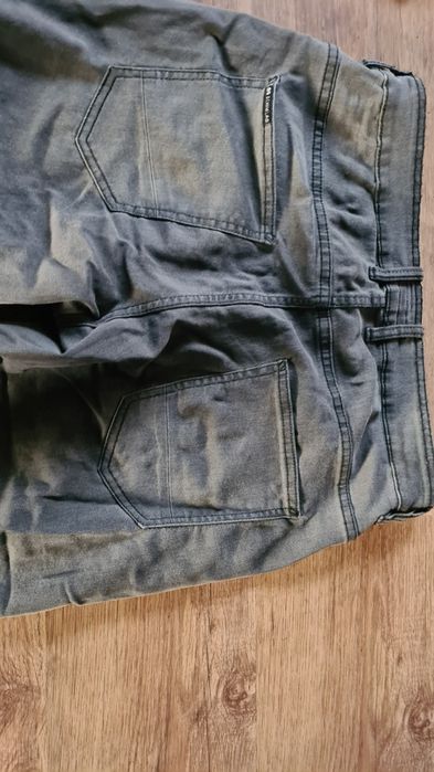 Jeansy skiny cropp 32/32