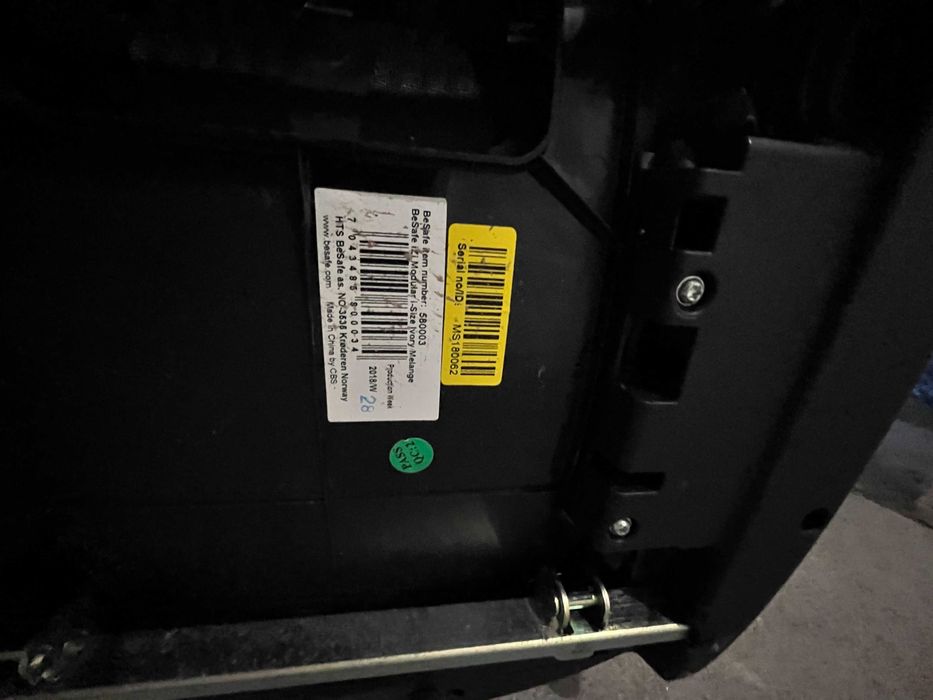Cadeira Auto BeSafe iZi Modular + Base ISOFIX | 0-15 Meses