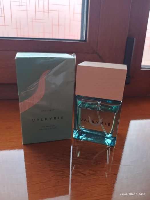 Парфюмерія Avon та Livesta та ін нова та б/к