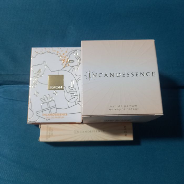 Avon zestaw Incandessence