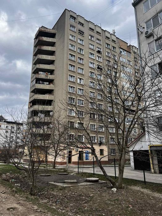 2-кімнатна по вулиці Г.Хоткевича
