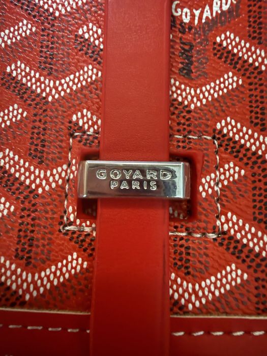 Червона сумка Goyard