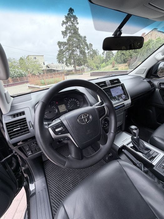 Toyota Prado 2019 4.0 газ бензин 140тыс.км официальная