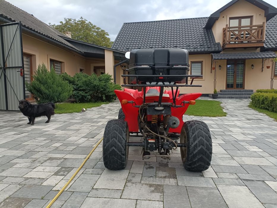 Продам Квадрик 200 куб.