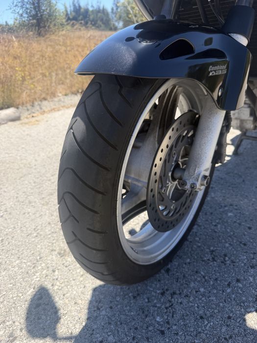 Honda Deauville 700, Revisão , pneus