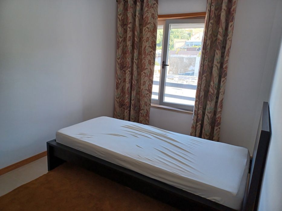 Quarto para arrendar em Marvila