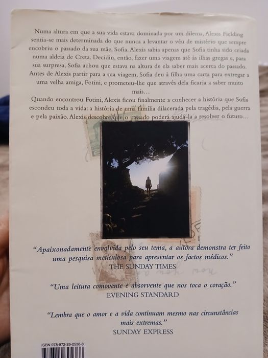 Livro A Ilha de Victoria Hislop - portes grátis