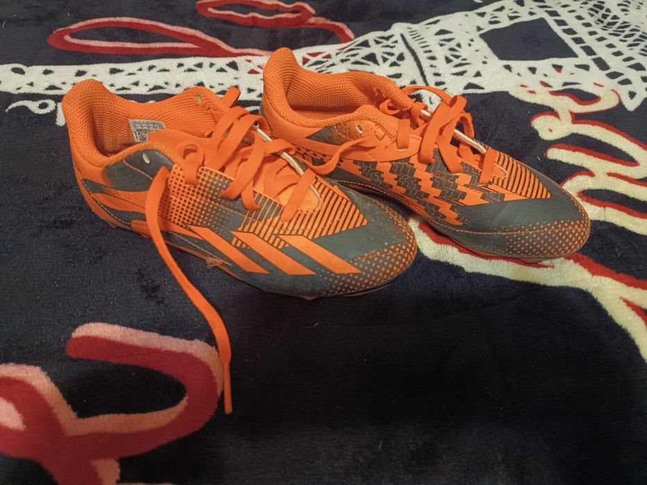 Chuteiras criança futebol Adidas 34