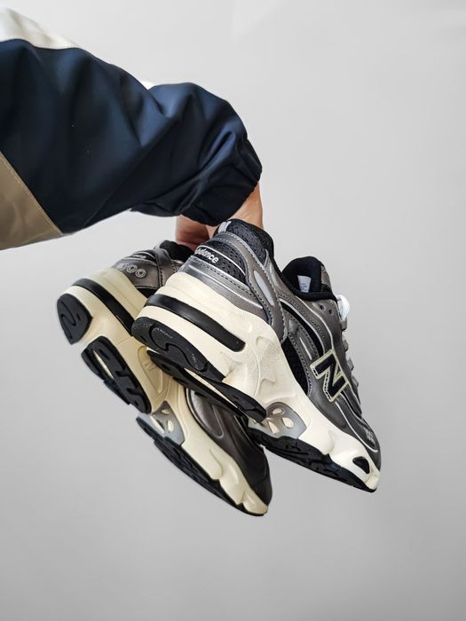 Кросівки Кроссовки New Balance 1000 Silver Серебрянный Срібний Кросовки демісезон