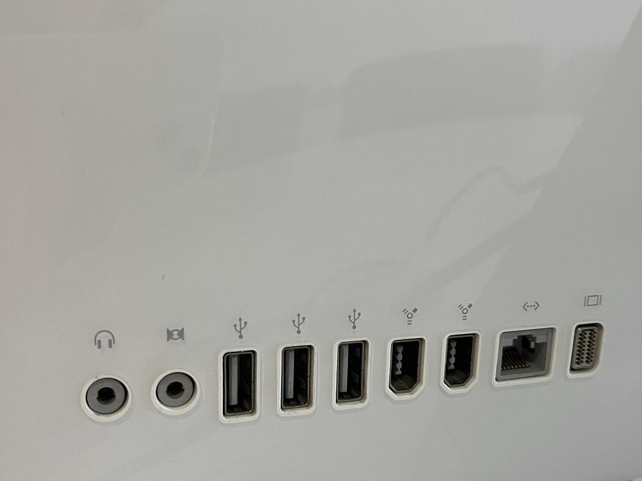 Apple iMac / Apple Remote / Apple Pro Keyboard / Apple Pro Mouse