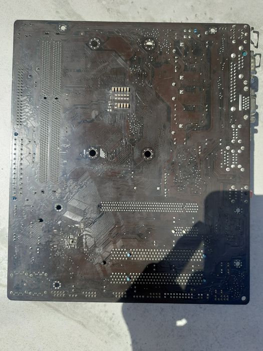 Материнська плата ASUS M4N68T-M LE Socket AM3/AM3+ DDR3 (на ремонт / запчастини)