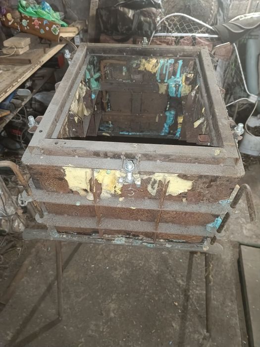 Форма для улика ППУ 10 рамок дадан