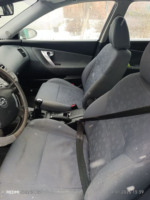 Нісан прм'єра 1.8 МКПП