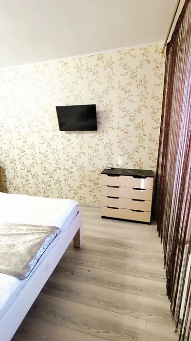 Квартира подобово, 3 хв від Третьої лікарні, 5 хв їзди від центру та залізничного вокзалу. Перша здача, власник