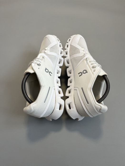 On Cloud 5 Running  42(27см)Cloudnova Cloudmonster