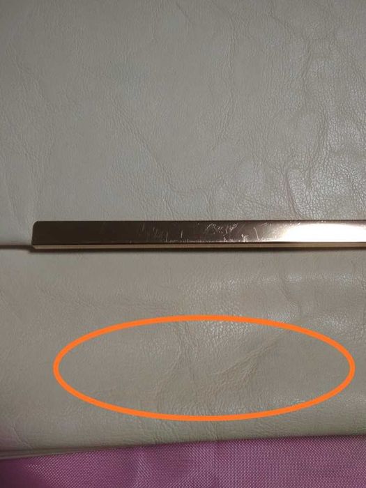 Сумка клатч кремового цвета