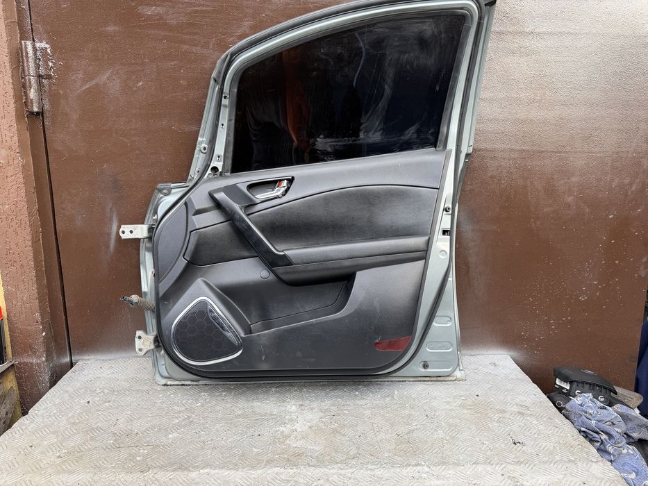 Geely GC5 2014 джили гц5 дверь перед правая