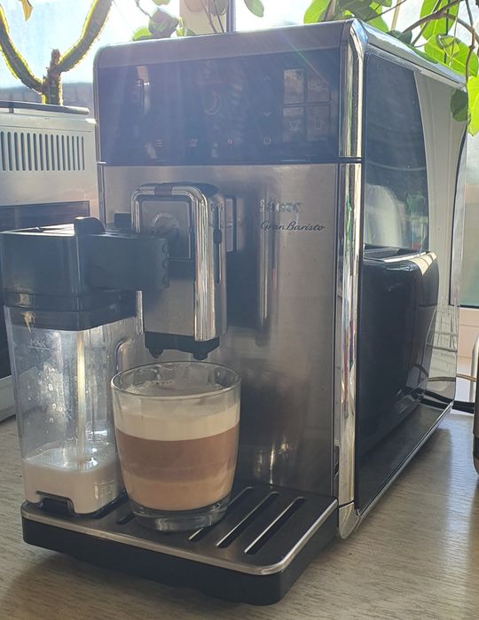 Кофемашина Saeco GranBaristo HD8965, б/у, состояние хорошее